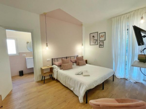 BeHappyS-Charming Balcony-Near the centre&Rizzoli